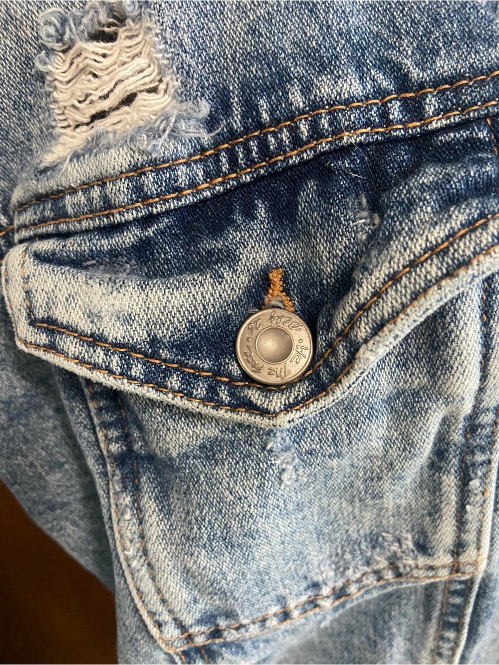 We The Free Light Blue Distressed Denim Jacket - Picture 3 of 5
